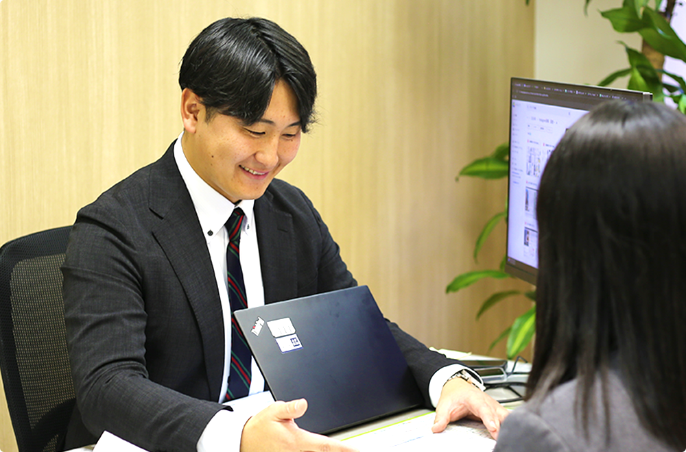 接客をしている様子